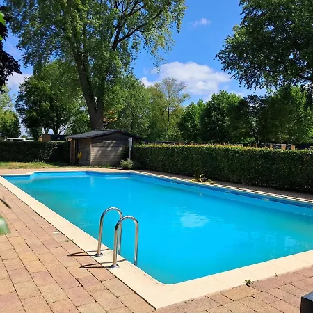 Holiday home 55 I 6 Persoons Op De Betuwe