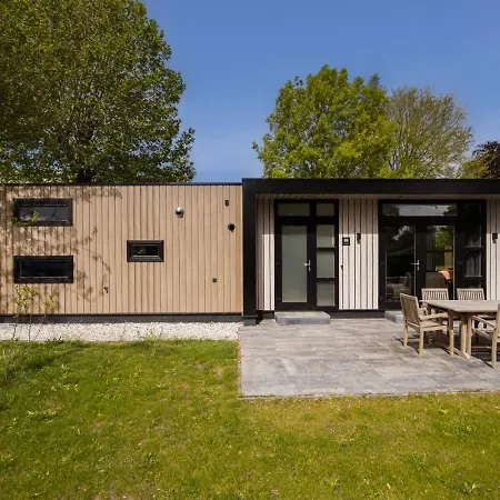 Vakantiehuis 55 I 6 Persoons Op De Betuwe *
