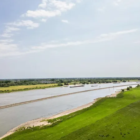 Vakantiehuis 55 I 6 Persoons Op De Betuwe