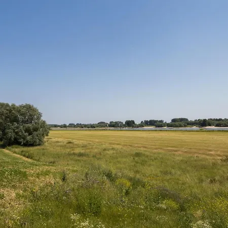 Vakantiehuis 55 I 6 Persoons Op De Betuwe Zennewijnen