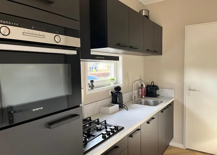 Holiday home 55 I 6 Persoons Op De Betuwe